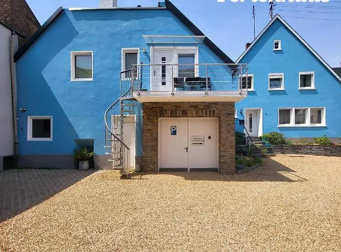 Holiday home Dhrontal